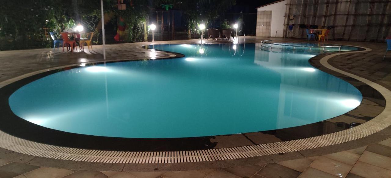 Viola Beacon Resort, Lonavala Ngoại thất bức ảnh
